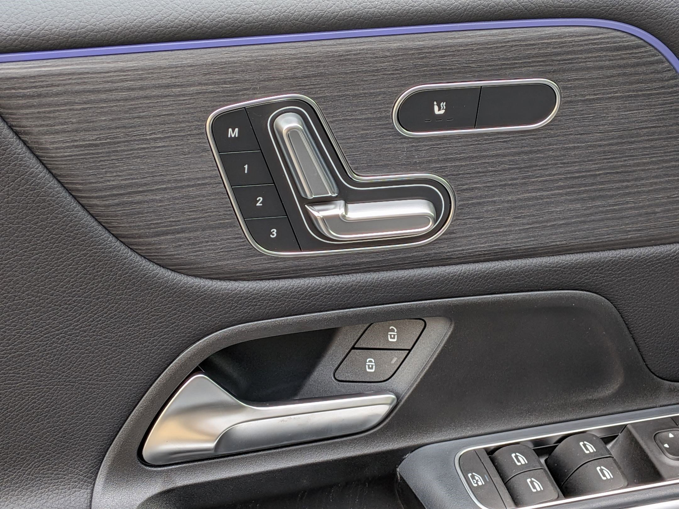 New 2026 Mercedes-Benz GLB 250 image 15