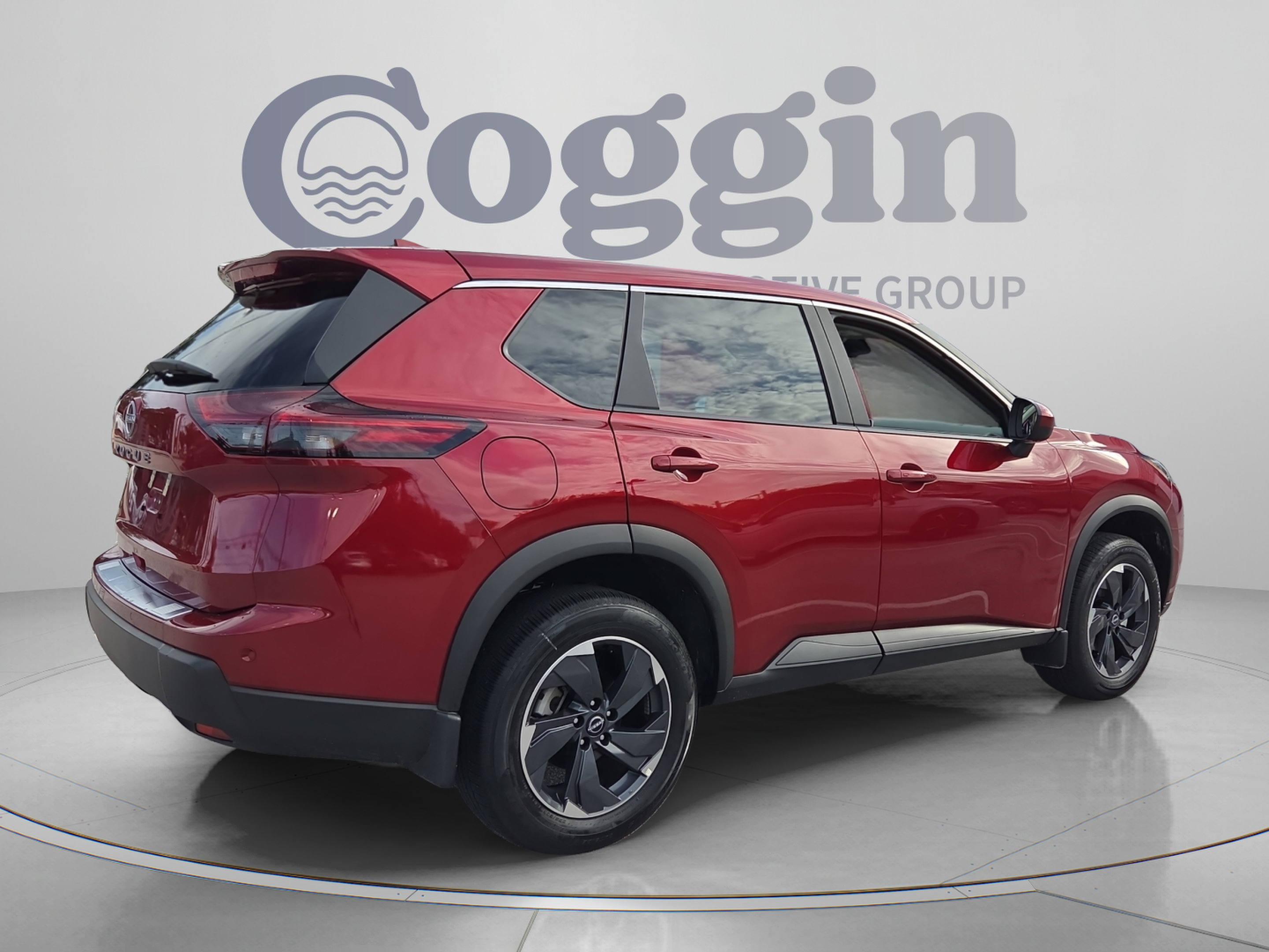 Certified 2026 Nissan Rogue SV FWD image 5