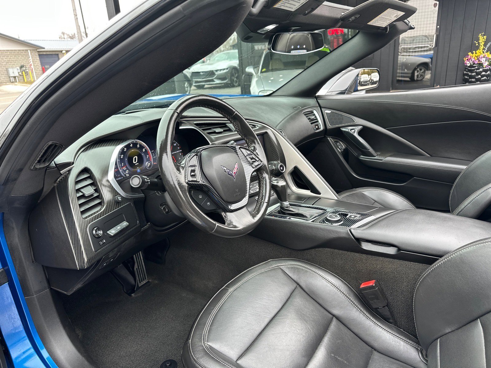 Used 2015 Chevrolet Corvette Stingray Coupe image 24