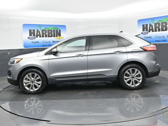 Used 2024 Ford Edge Titanium AWD/4WD image 2
