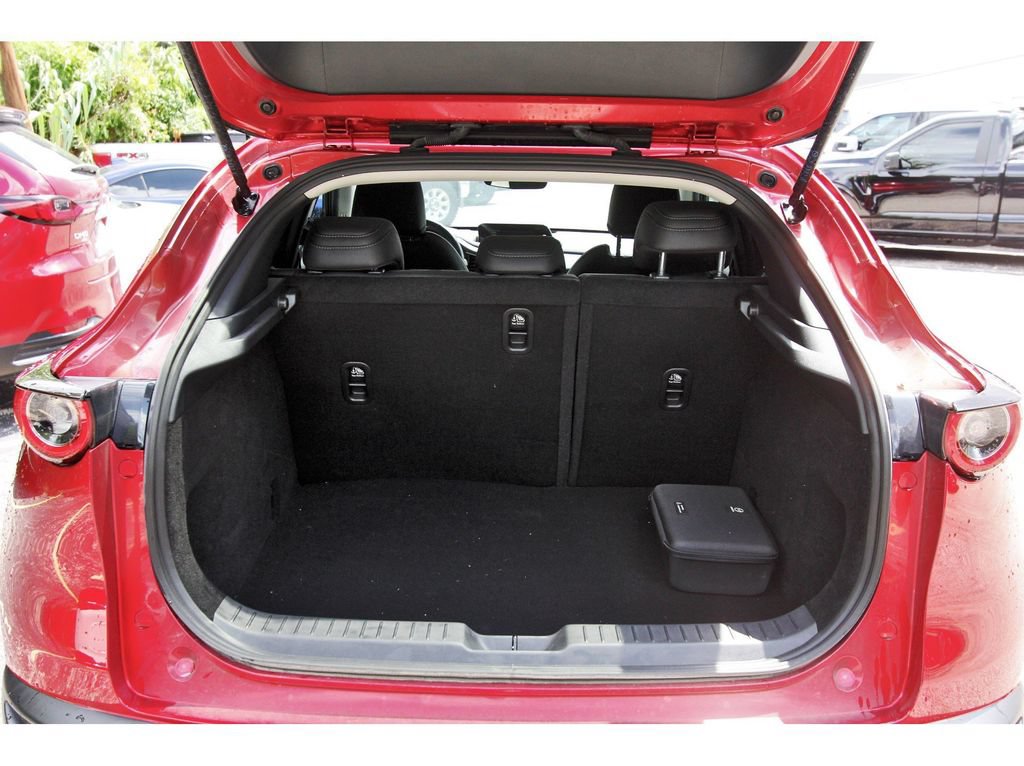 Used 2025 MAZDA CX-30 AWD 2.5 S w/ Select Sport Pkg image 6