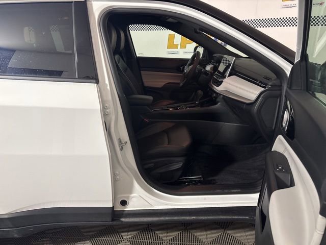 New 2026 Jeep Compass Limited image 24