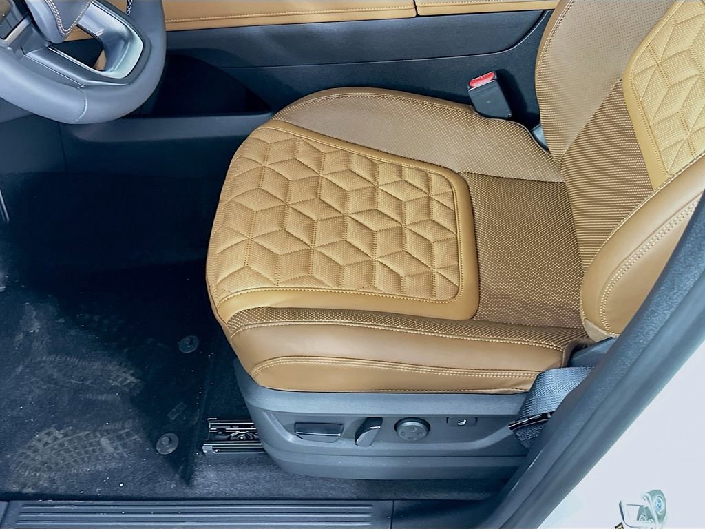 New 2026 Nissan Armada Platinum Reserve image 27