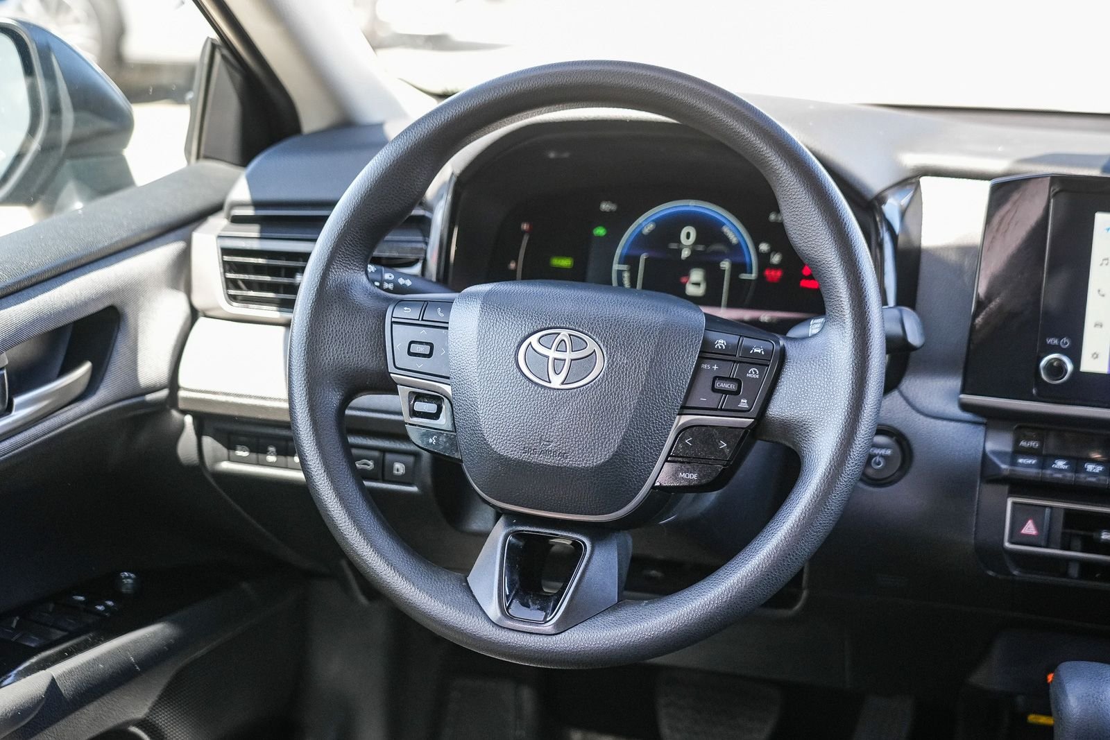 Certified 2025 Toyota Camry LE w/ Convenience Package FWD image 15