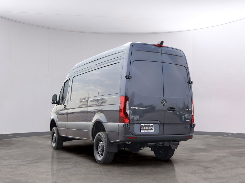 New 2026 Mercedes-Benz Sprinter 144 Cargo image 7