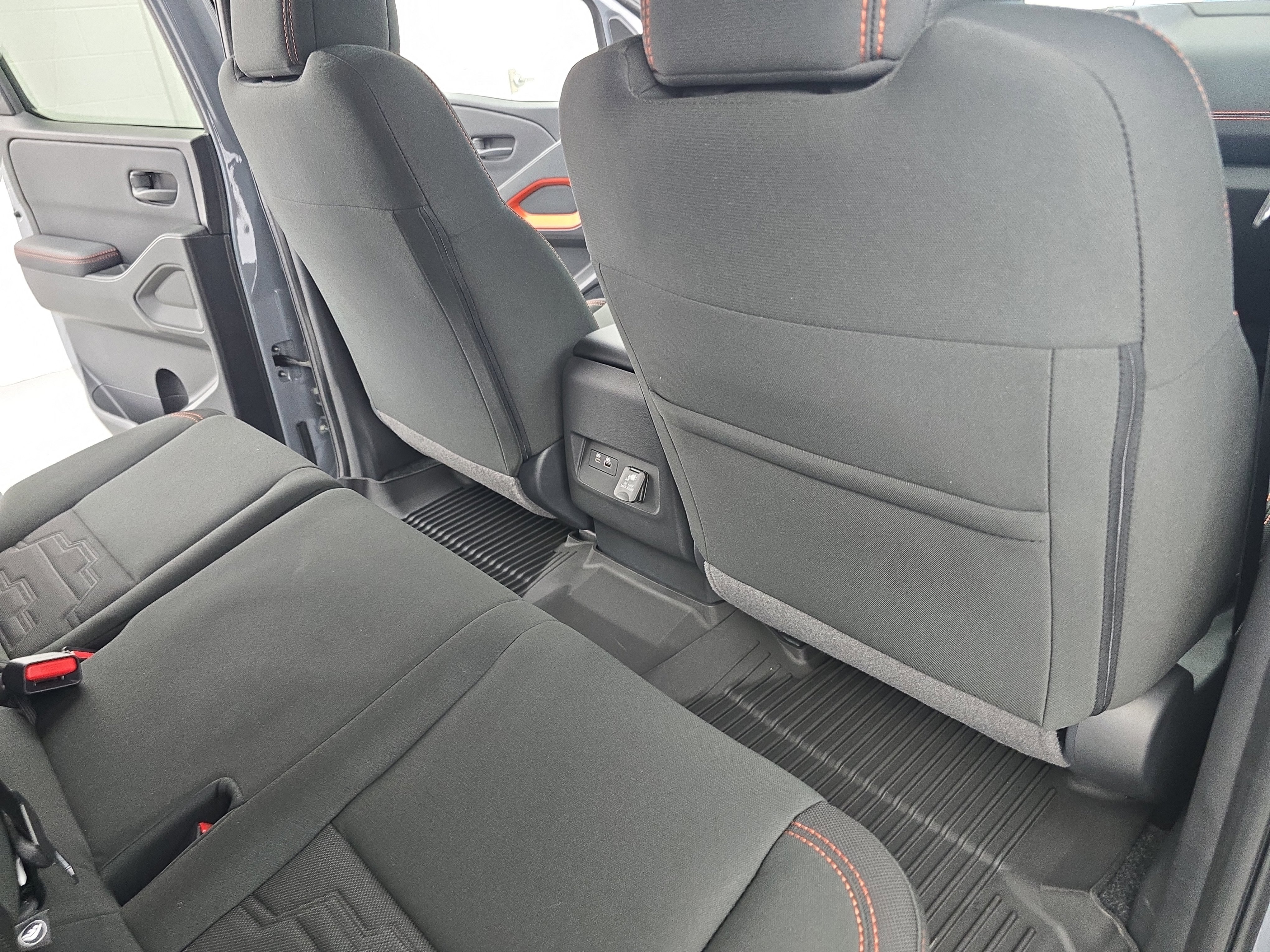 New 2026 Nissan Frontier PRO-4X w/ Pro-4x Convenience Package image 11