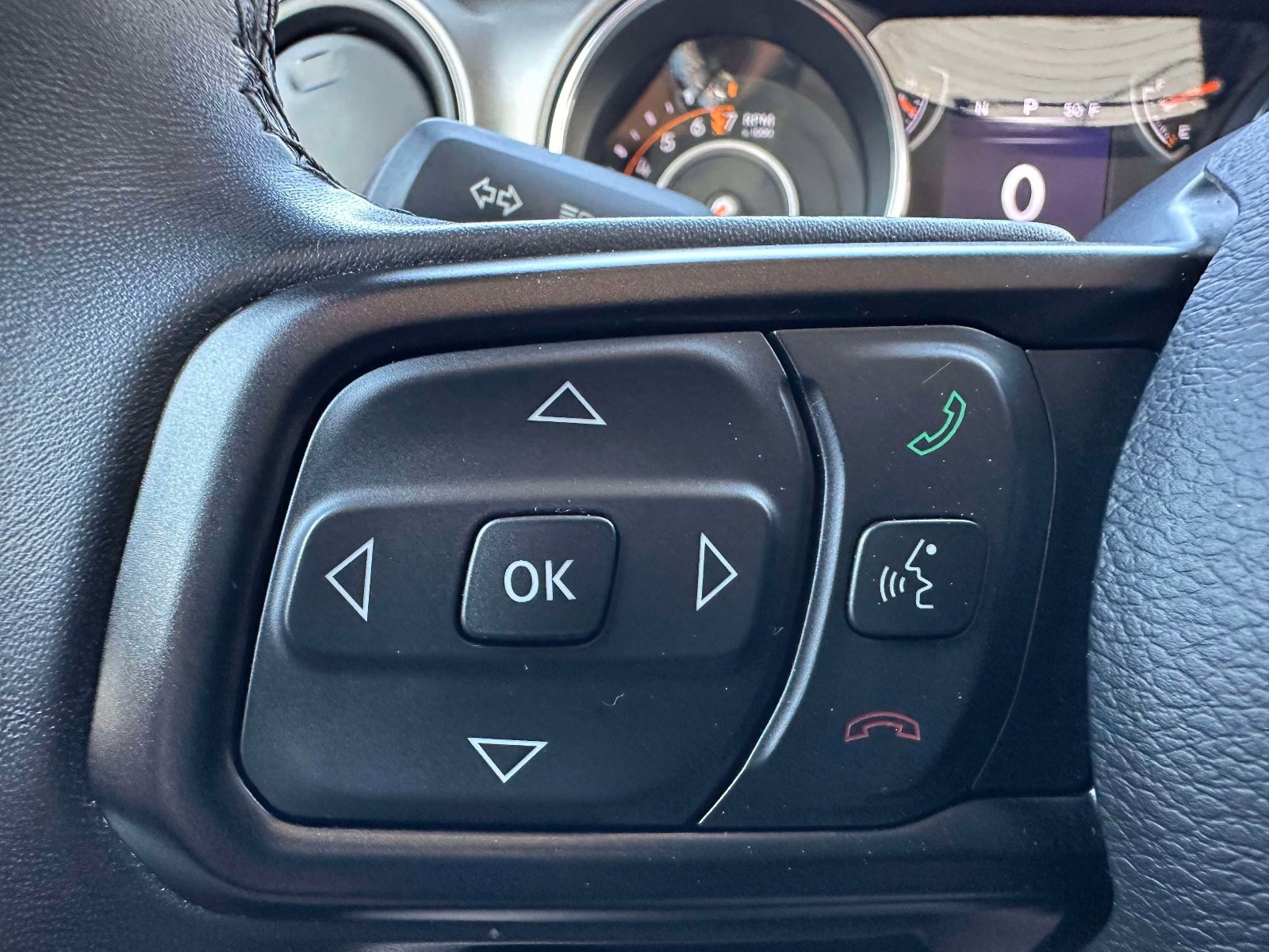 Used 2019 Jeep Wrangler Sport image 16