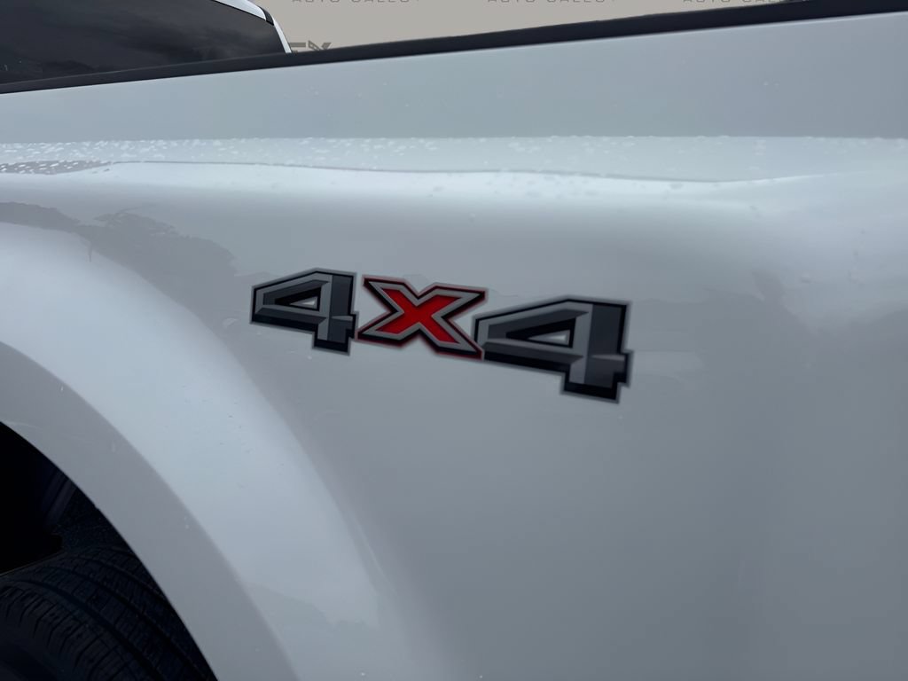 Used 2025 Ford F350 XLT AWD/4WD image 30
