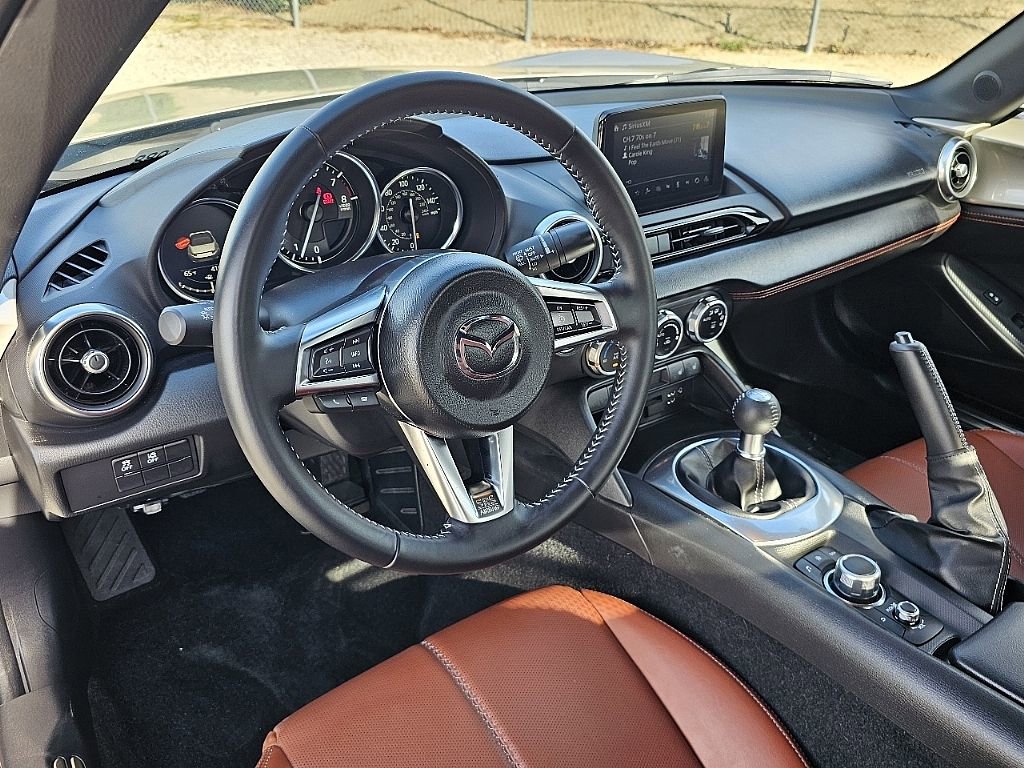 Certified 2022 MAZDA MX-5 Miata Grand Touring w/ Weather Package RWD image 25