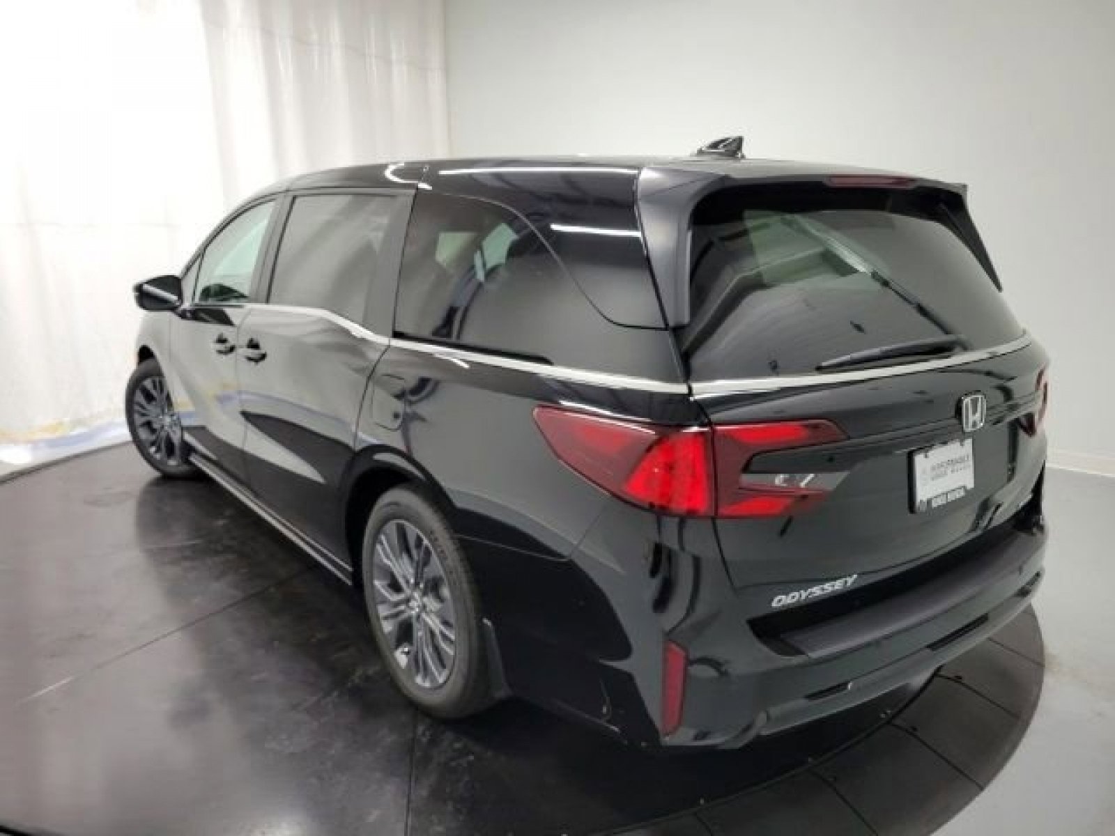 New 2026 Honda Odyssey Touring image 27