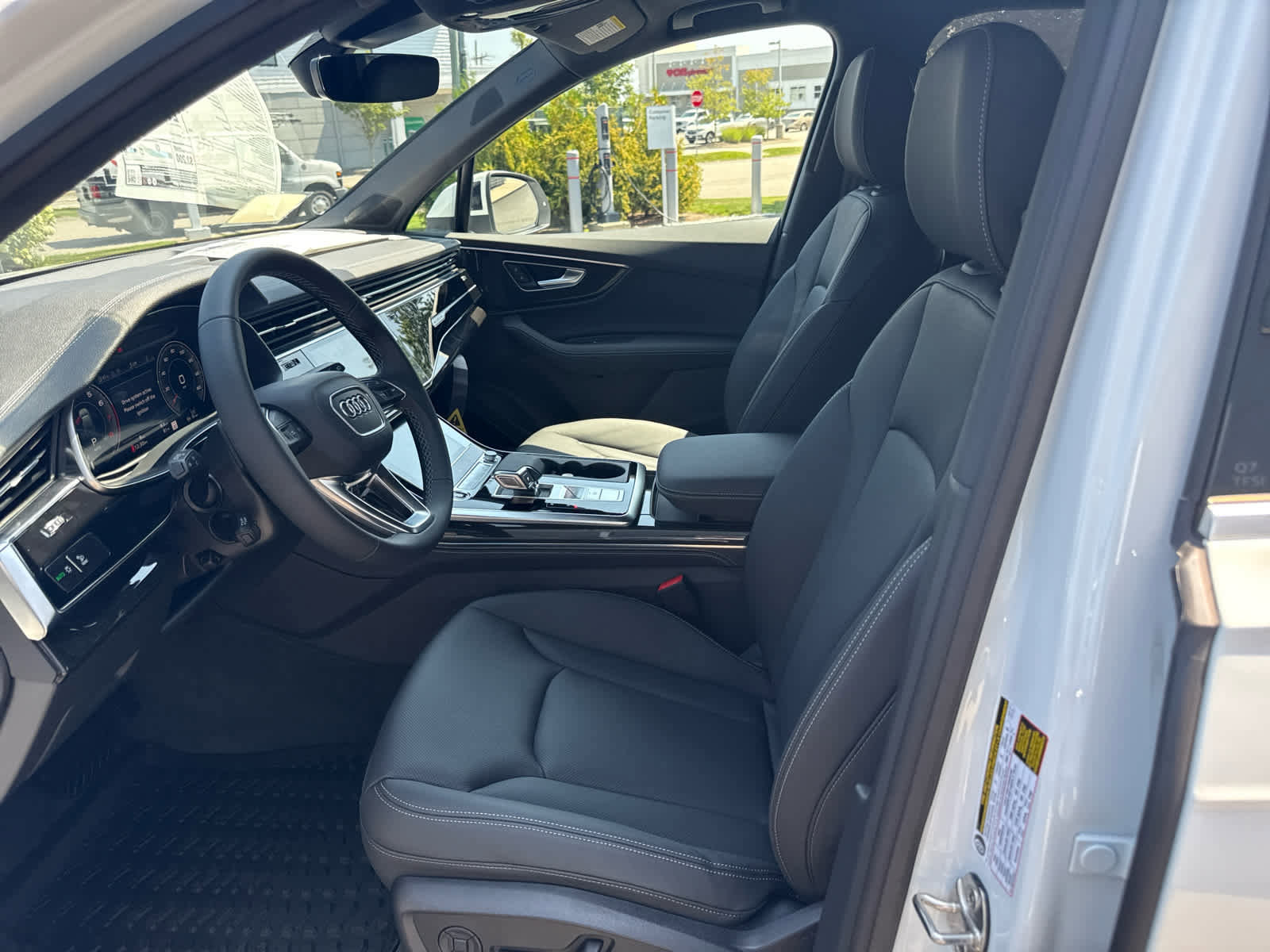 New 2025 Audi Q7 3.0T Premium Plus image 16