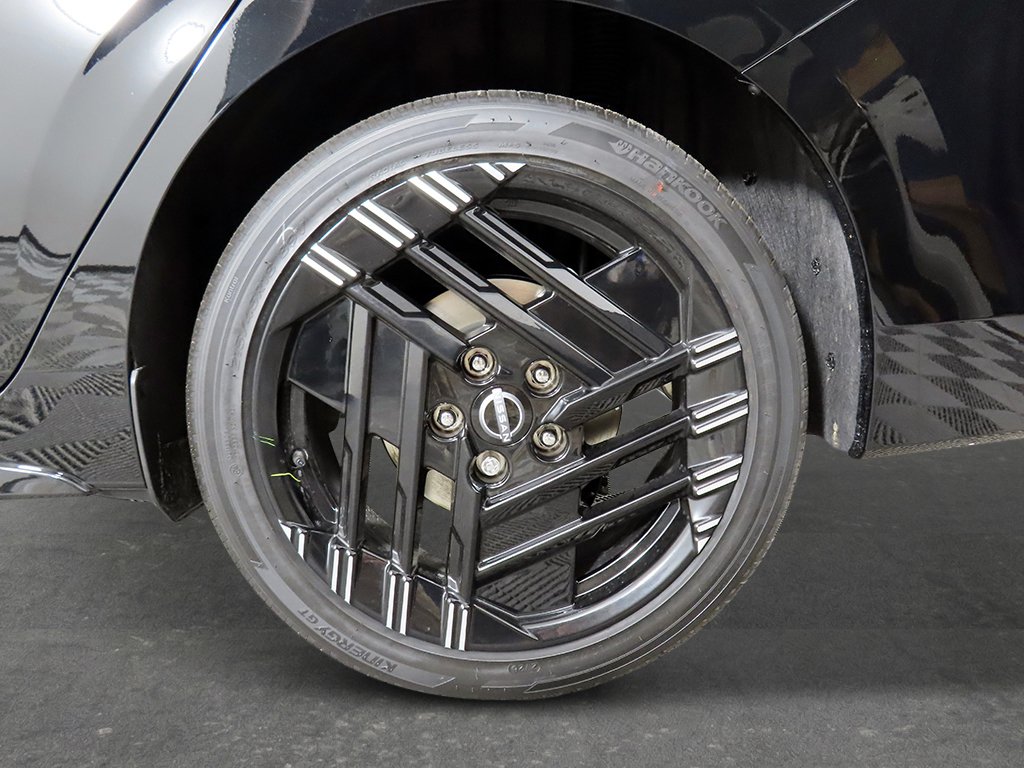 New 2027 Nissan Sentra SR w/ SR All Weather Package FWD image 9