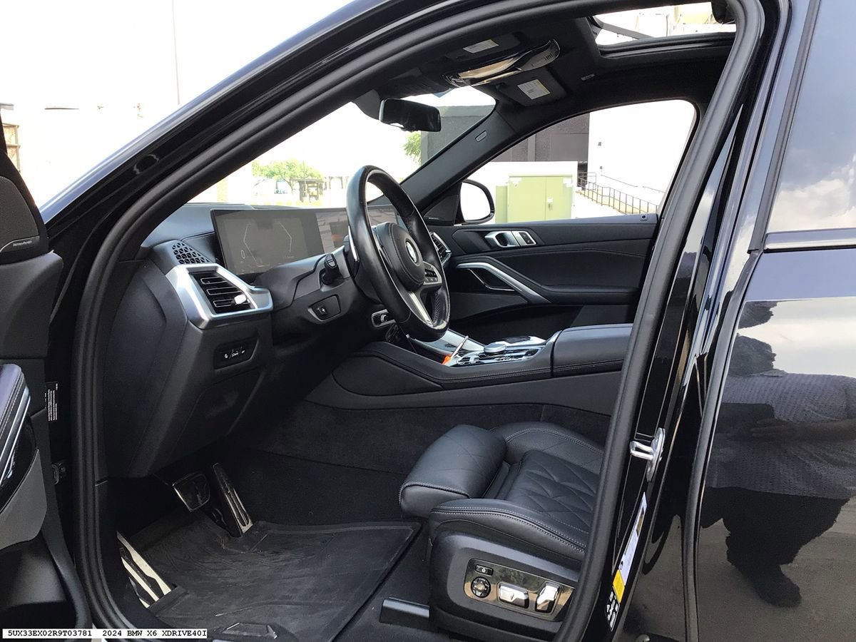 Used 2024 BMW X6 xDrive40i w/ Premium Package image 12