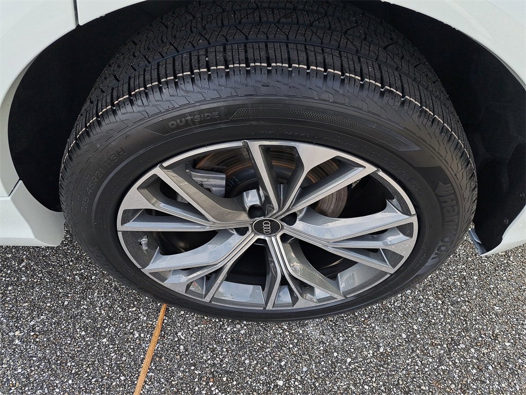 Certified 2024 Audi Q8 Premium Plus image 29