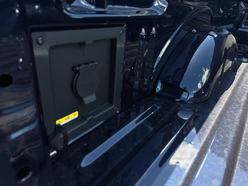 New 2025 Ford F150 XLT w/ Equipment Group 301A Standard image 18