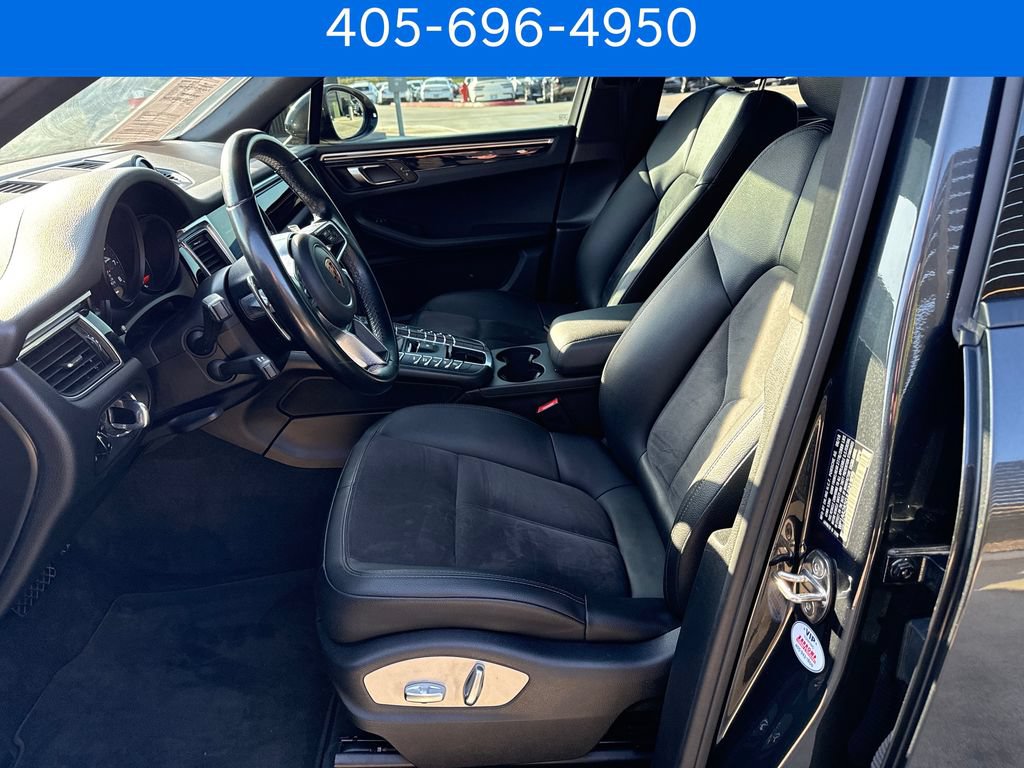 Used 2018 Porsche Macan AWD/4WD image 19