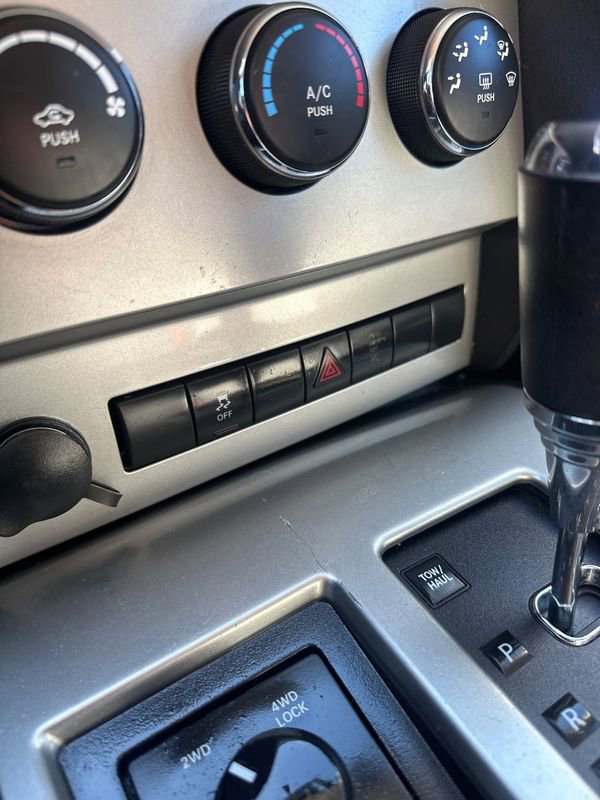 Used 2010 Dodge Nitro SE w/ Popular Equipment Group image 27