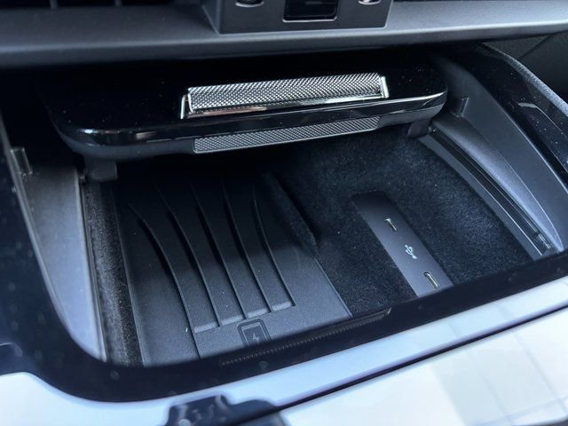 Certified 2025 Porsche Cayenne Coupe image 23