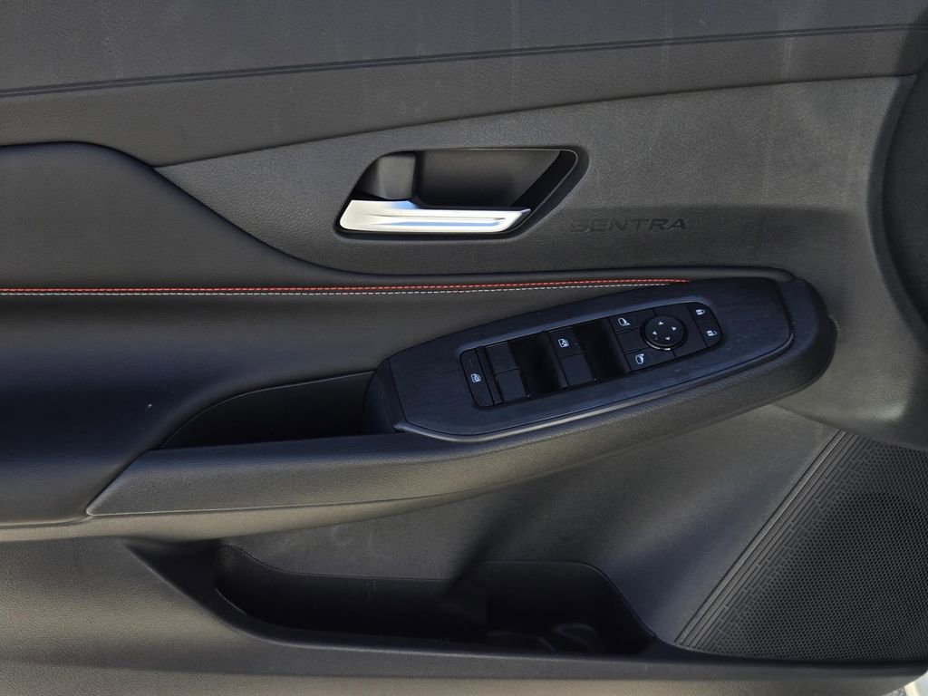 New 2026 Nissan Sentra SR w/ Floor Mat Package image 15