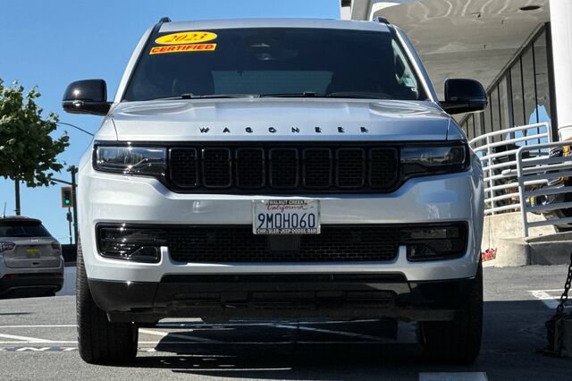 Certified 2023 Jeep Wagoneer Series II AWD/4WD image 6