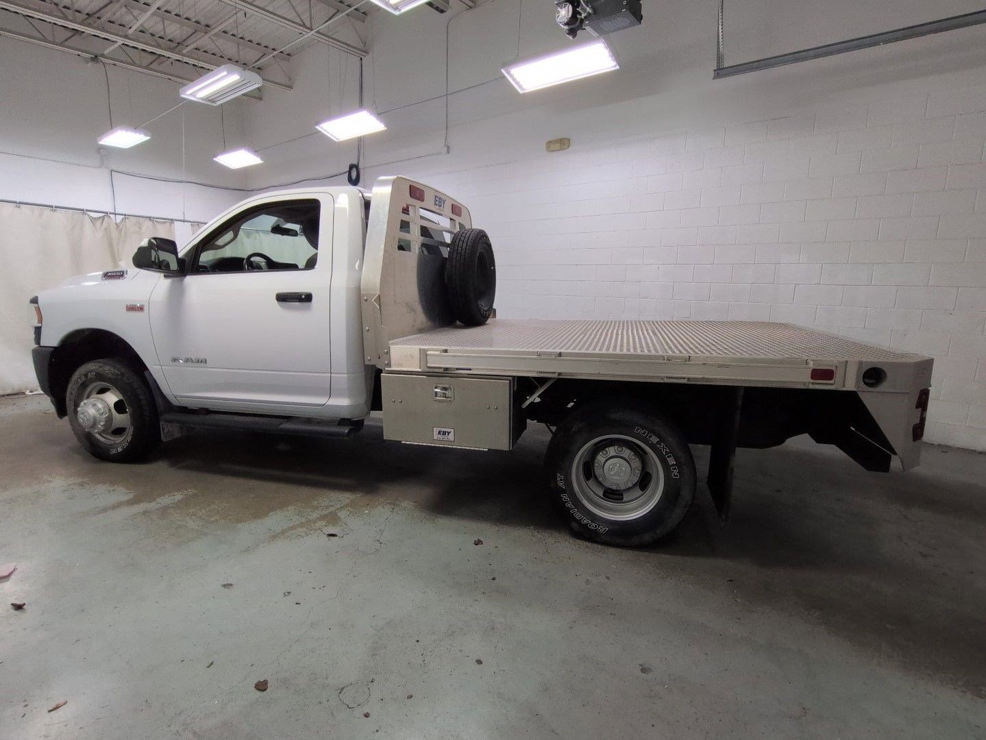 Used 2020 RAM 3500 Tradesman image 9