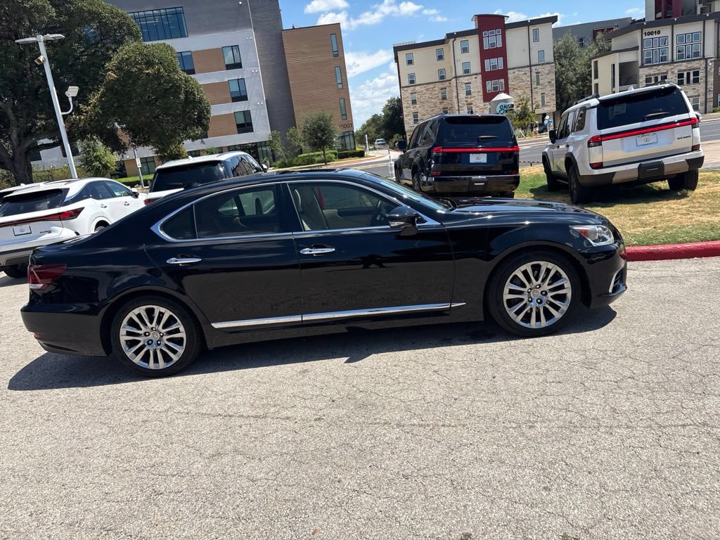 Used 2014 Lexus LS 460 w/ Comfort Package RWD image 6