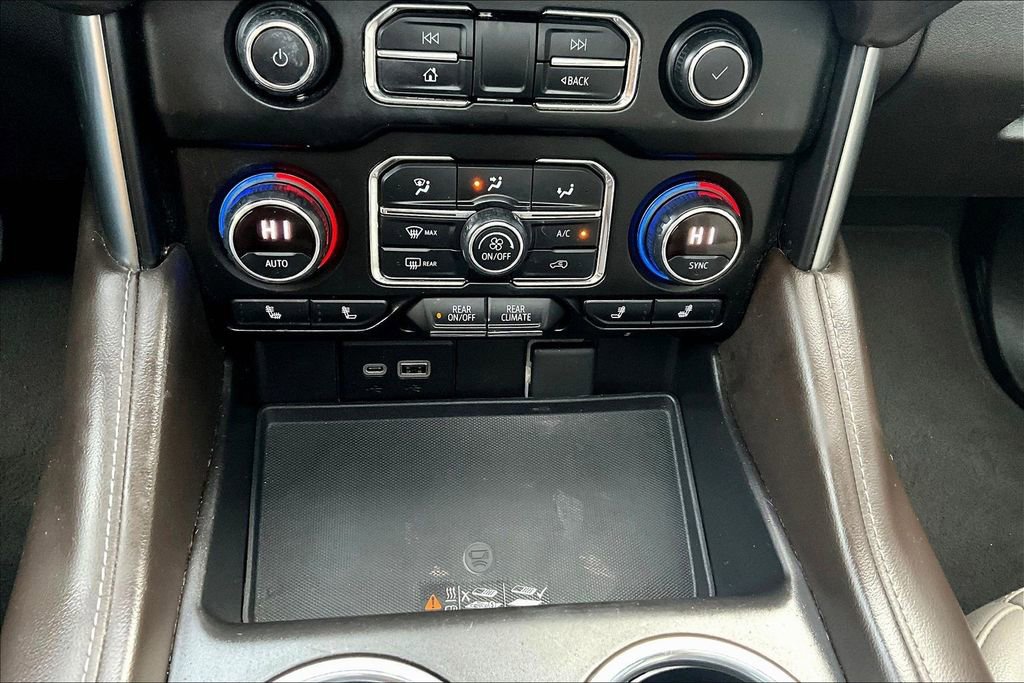 Used 2021 Chevrolet Suburban Z71 image 21