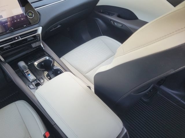 Used 2023 Lexus RX 350 FWD image 16