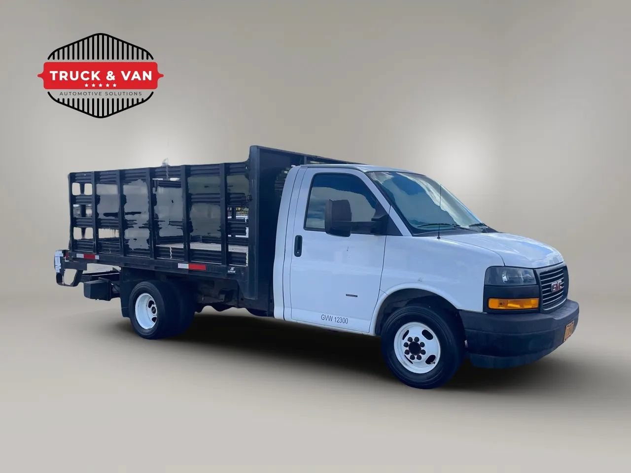 Used 2019 GMC Savana 3500 RWD image 7