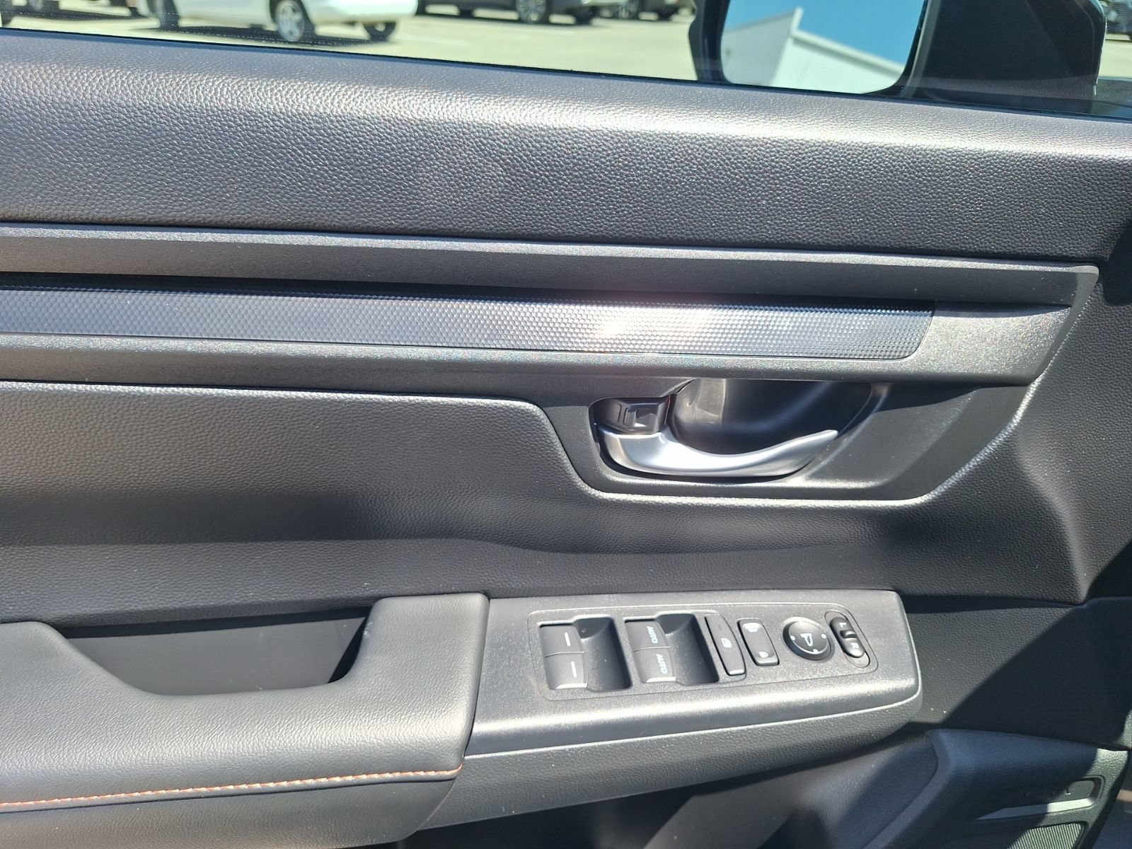 Used 2025 Honda CR-V Sport image 17