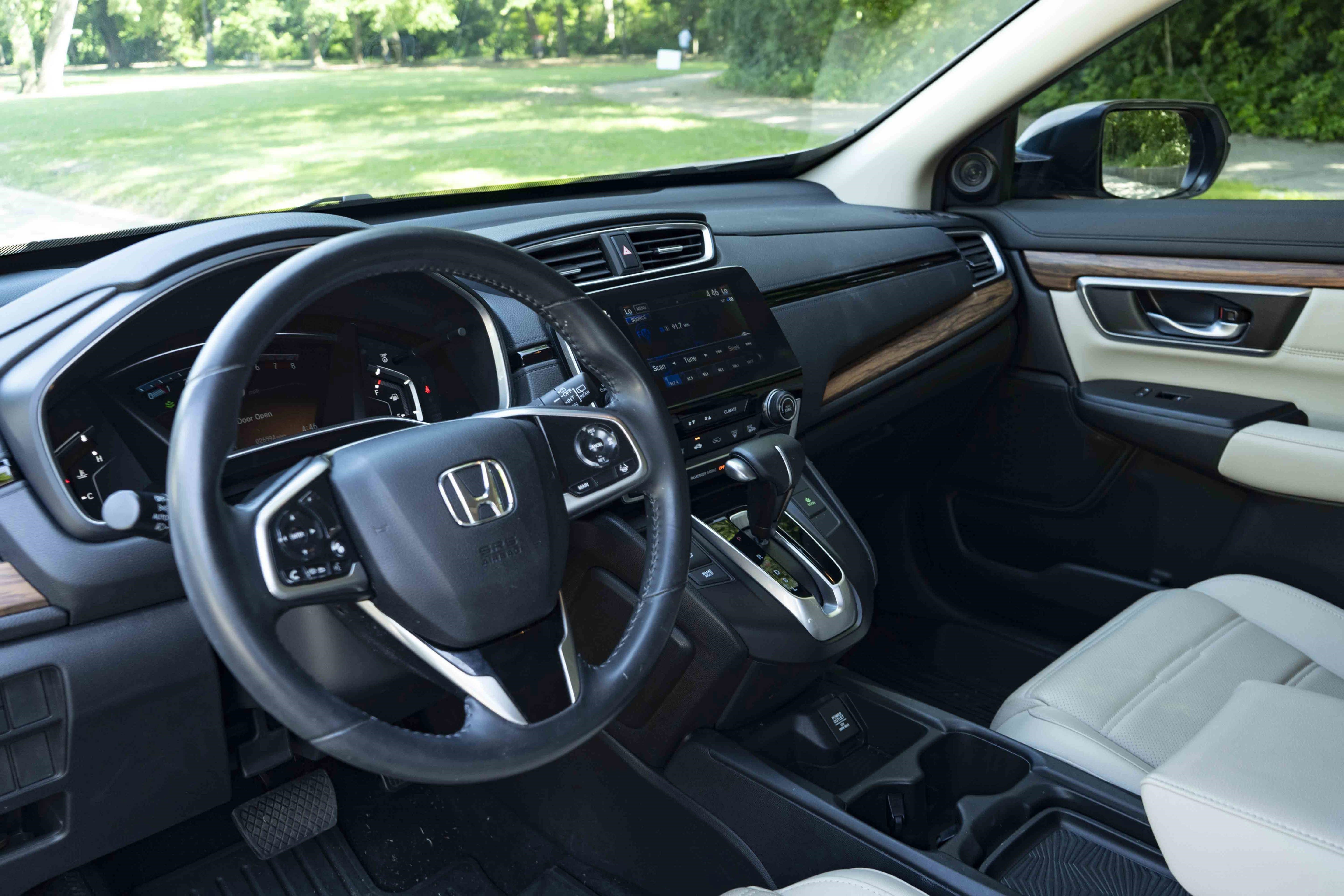 Used 2019 Honda CR-V Touring image 16
