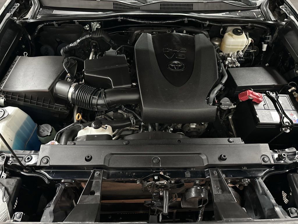 Used 2020 Toyota Tacoma TRD Off-Road w/ Technology Package image 34