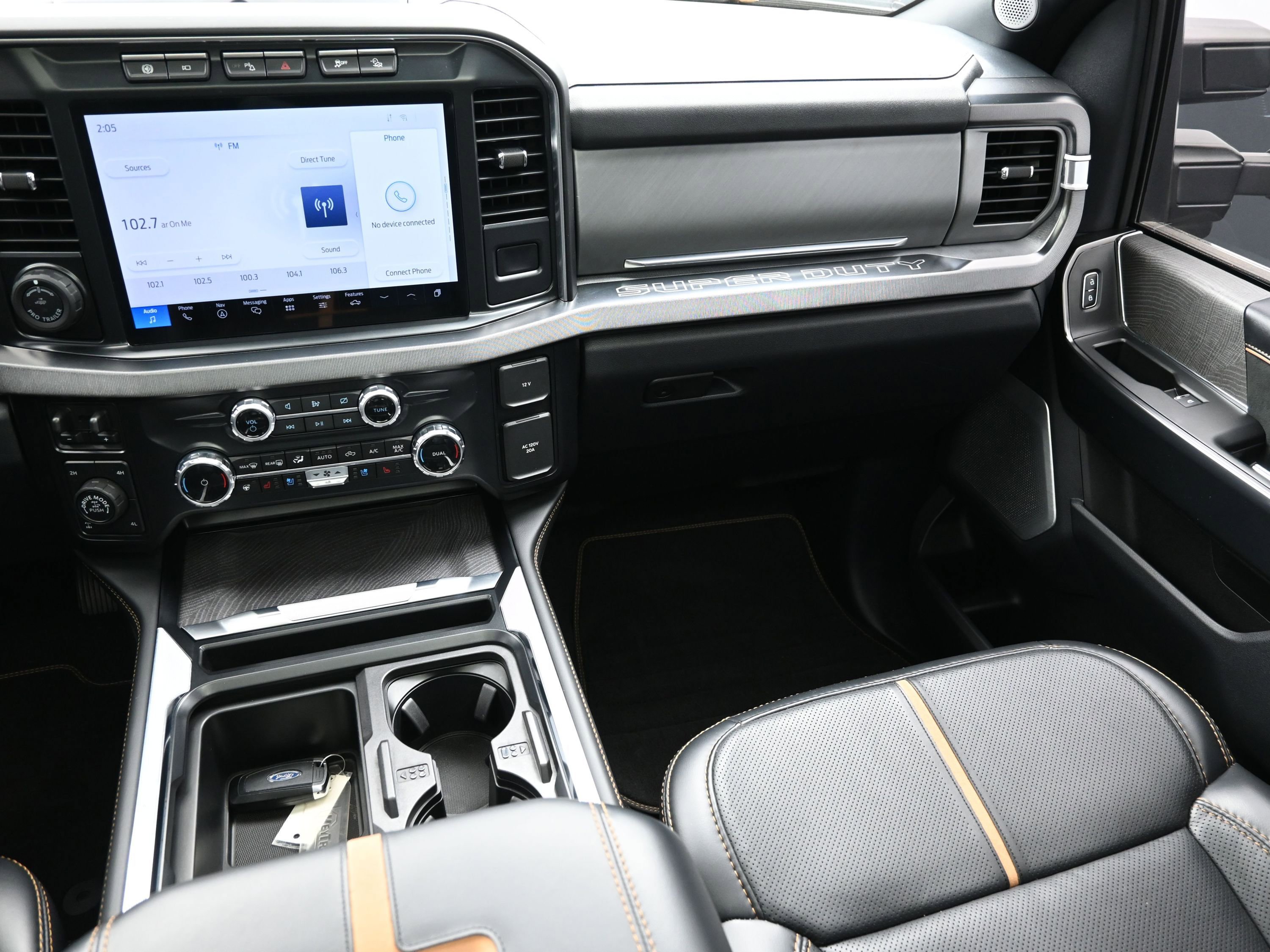 Used 2024 Ford F250 Platinum w/ Tremor Off-Road Package image 41