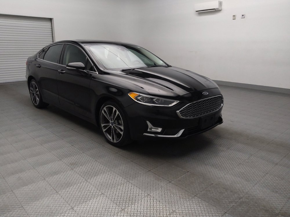 Used 2019 Ford Fusion Titanium image 13