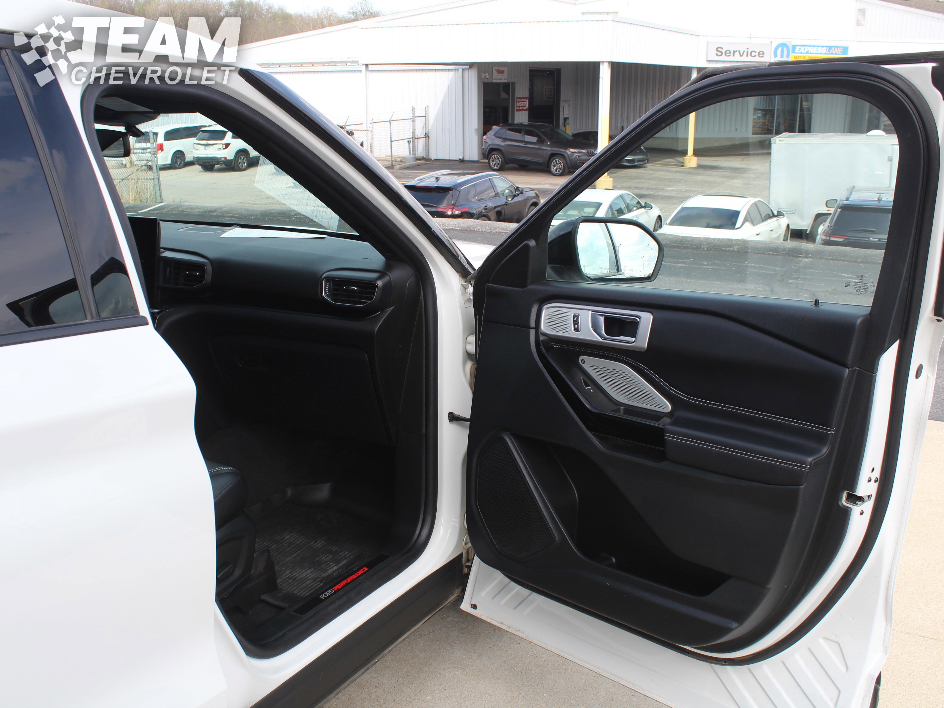 Used 2022 Ford Explorer ST w/ Equipment Group 401A image 29