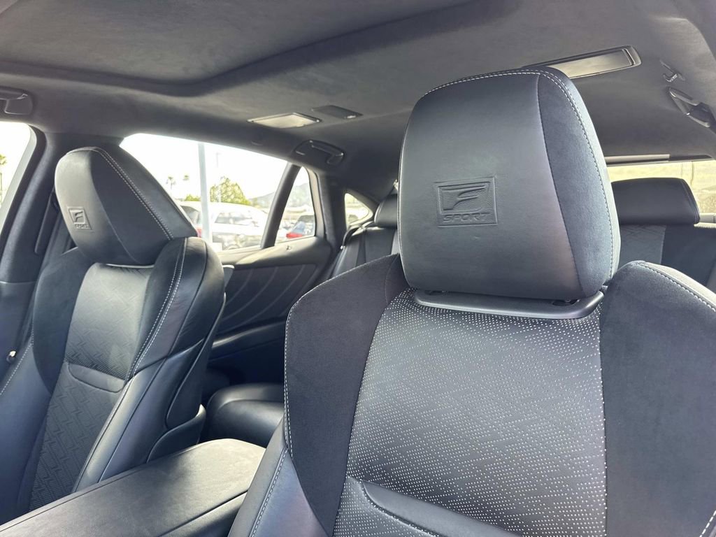 Used 2019 Lexus LS 500 image 22