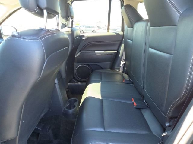 Used 2016 Jeep Compass High Altitude AWD/4WD image 12