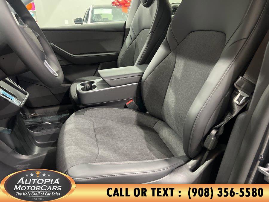 Used 2026 Tesla Model Y 2WD image 10