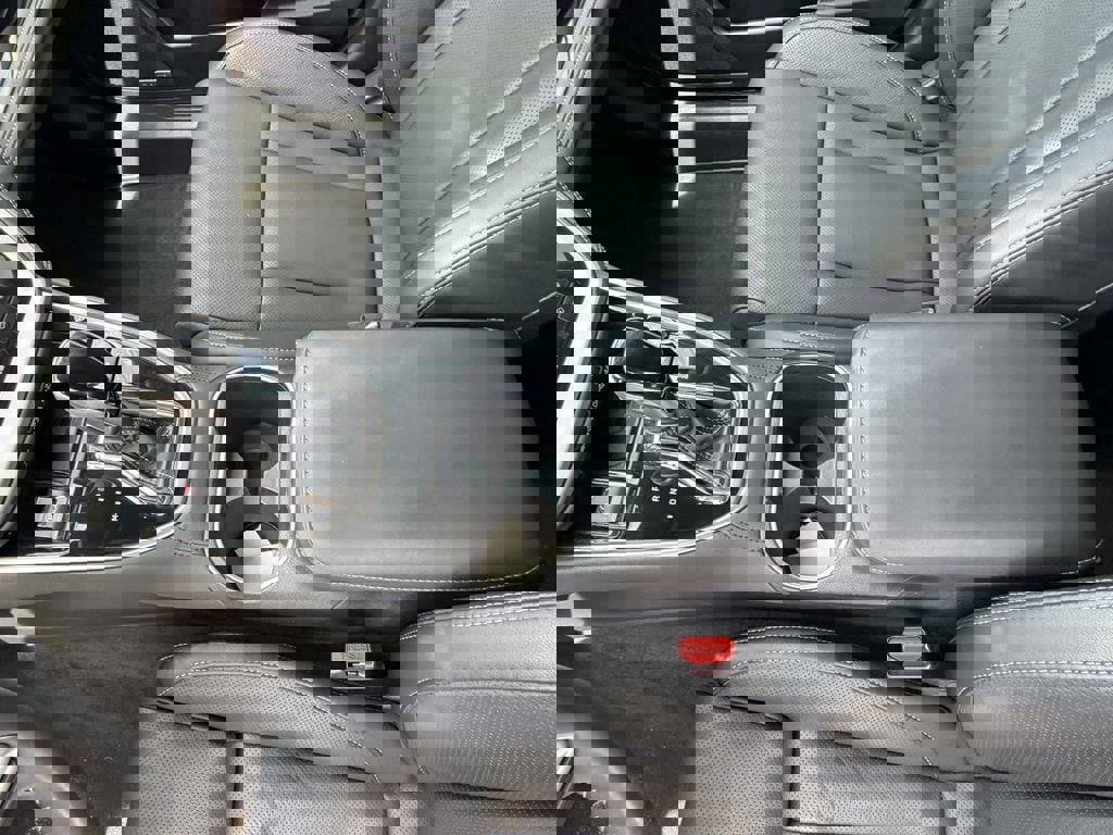 Used 2024 Subaru Outback Touring XT image 19