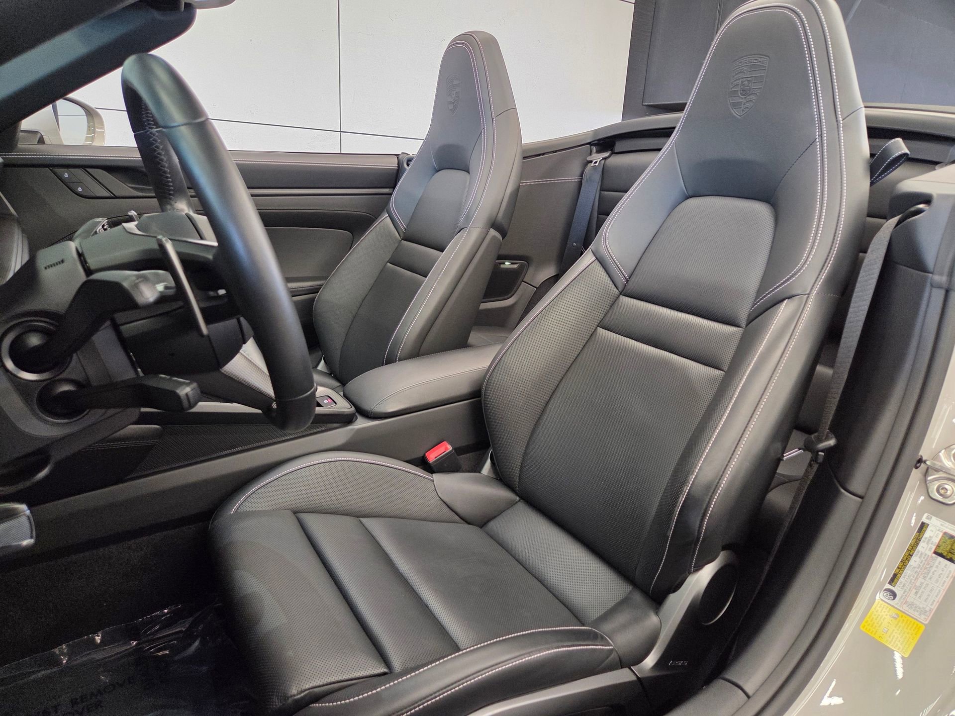Certified 2022 Porsche 911 Carrera GTS RWD image 5