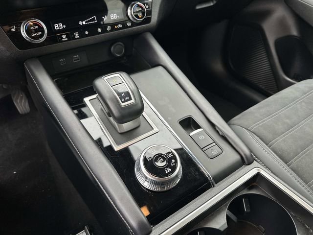Used 2023 Mitsubishi Outlander SE AWD/4WD image 28