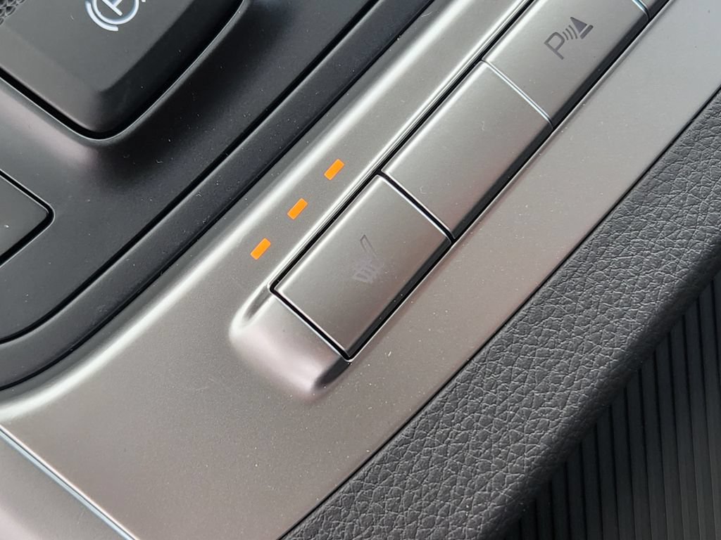New 2027 Kia Carnival FWD image 20