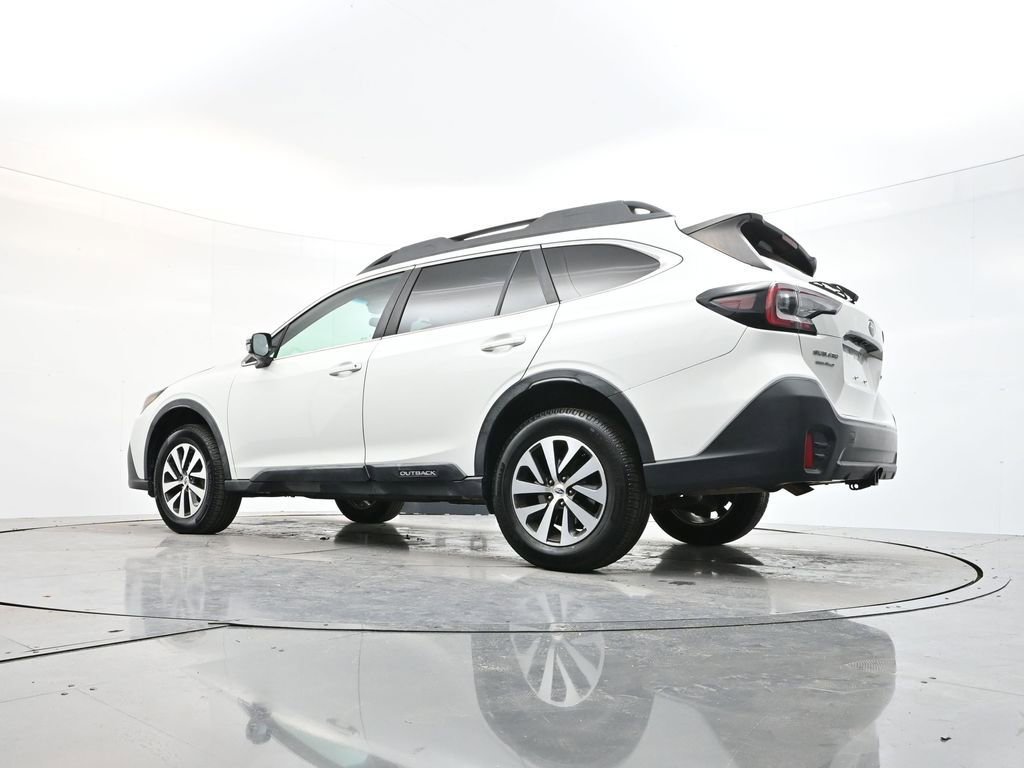 Used 2020 Subaru Outback Premium image 29