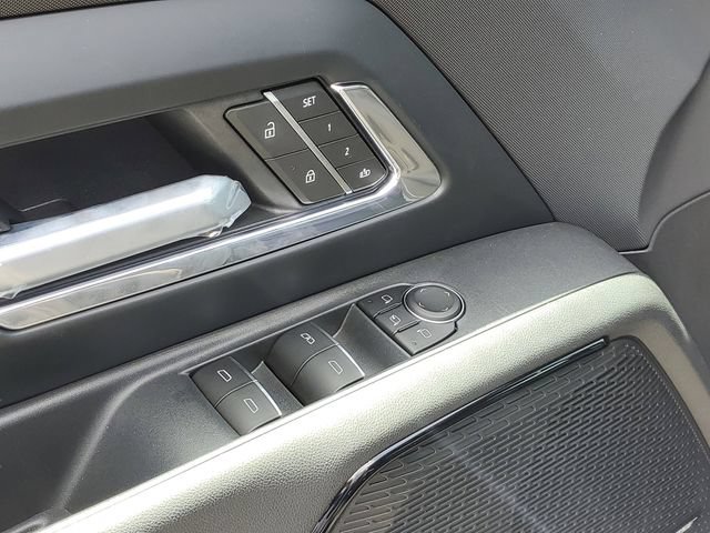 New 2026 Chevrolet Silverado EV LT w/ Plus Package AWD/4WD image 17