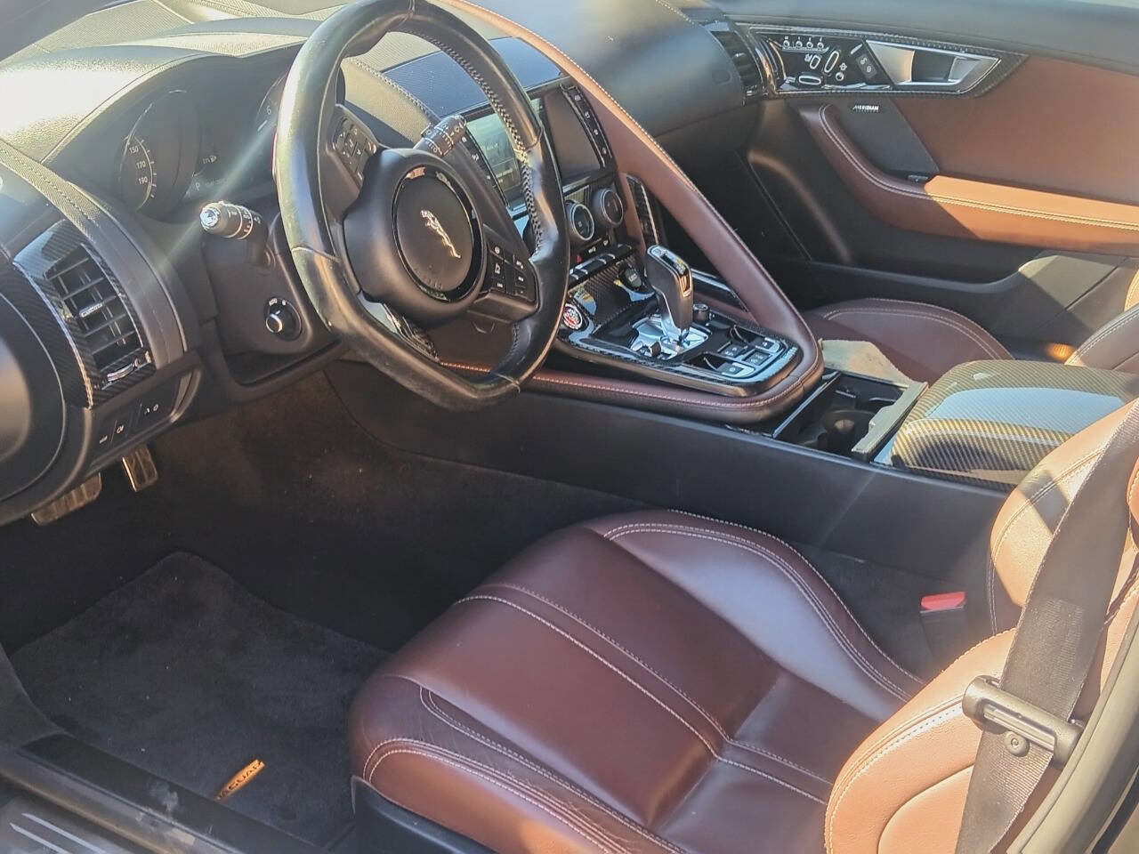 Used 2016 Jaguar F-TYPE S image 2