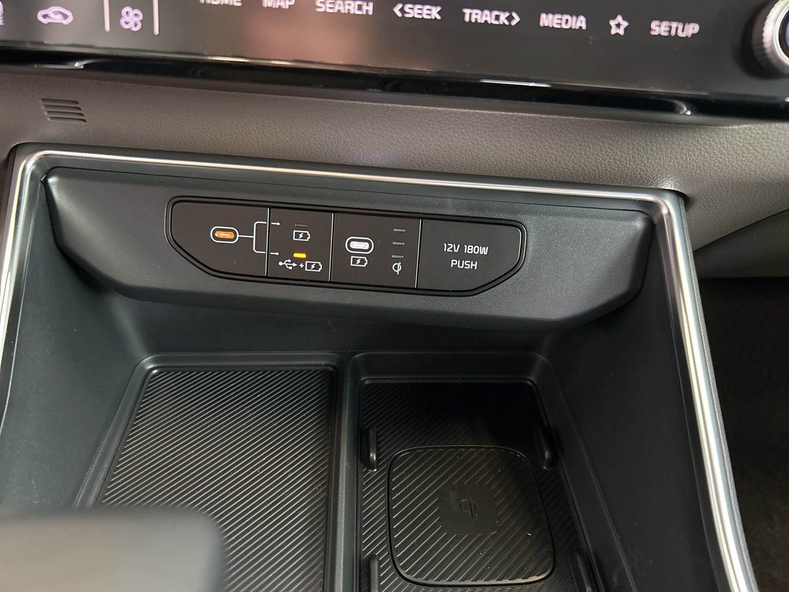 New 2026 Kia Carnival EX image 27