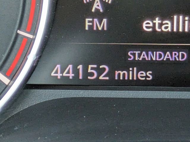 Used 2023 Nissan Rogue SV image 29