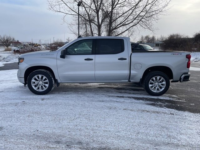 Used 2022 Chevrolet Silverado 1500 Custom image 8