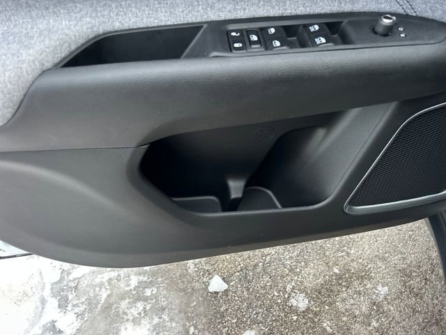 Used 2025 Jeep Compass Sport image 32