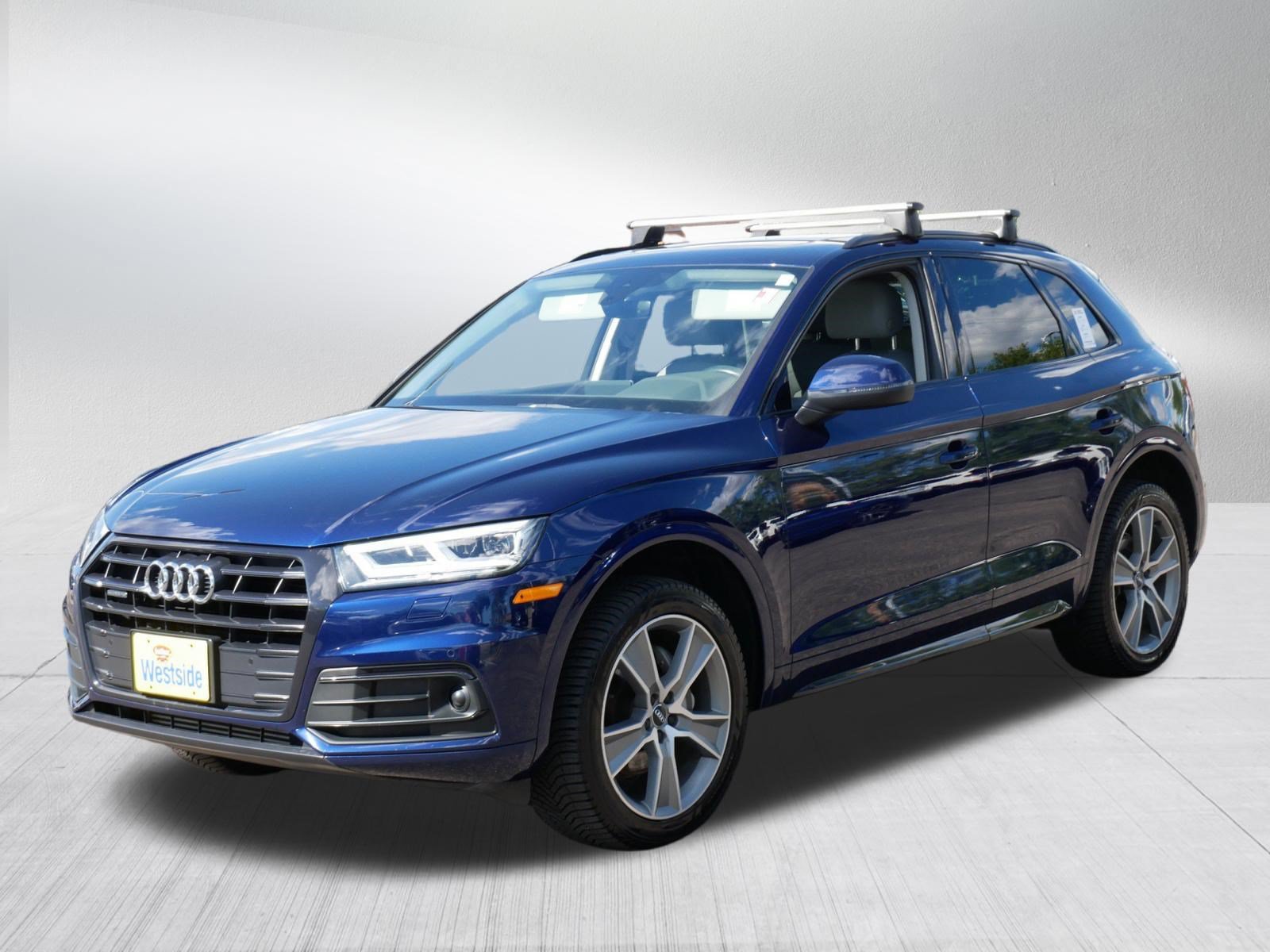 Used 2020 Audi Q5 2.0T Premium Plus w/ Premium Plus Package AWD/4WD image 3